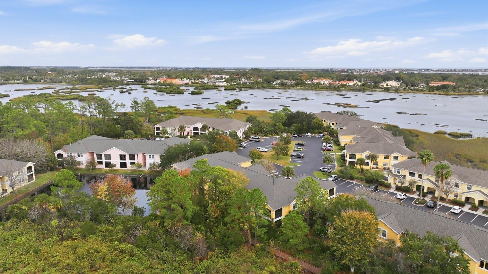 VISTA COVE - Residential