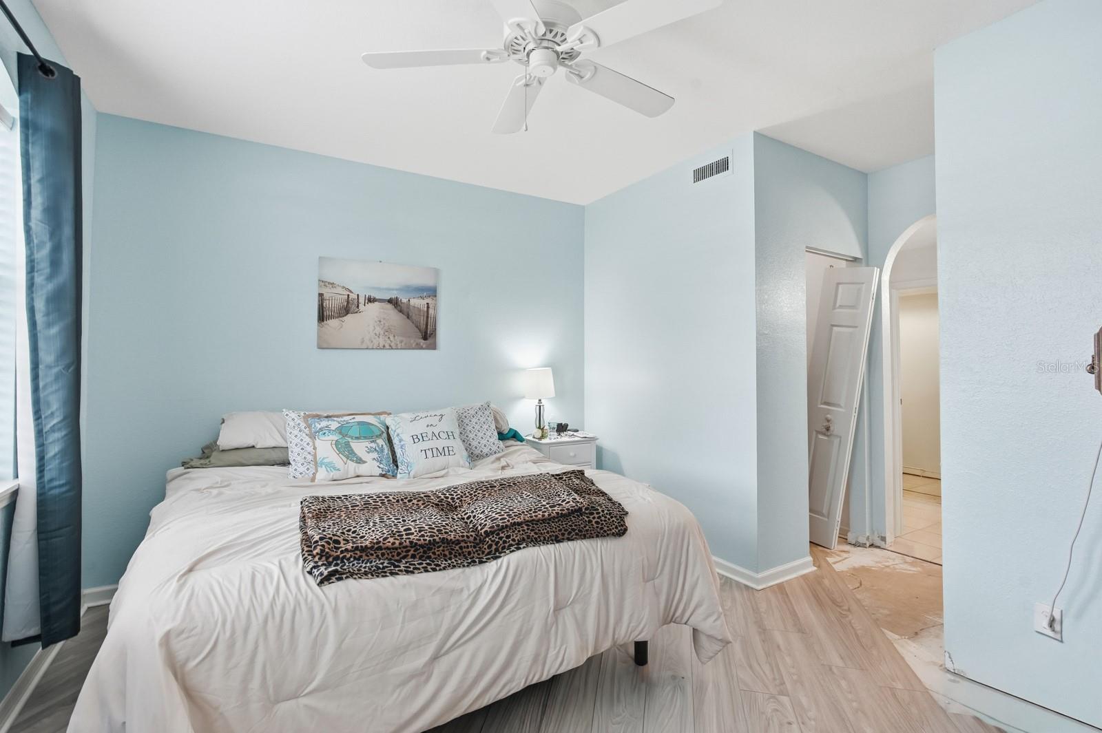 VISTA COVE - Residential