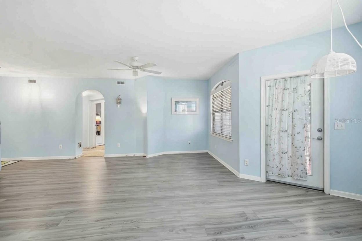 VISTA COVE - Residential