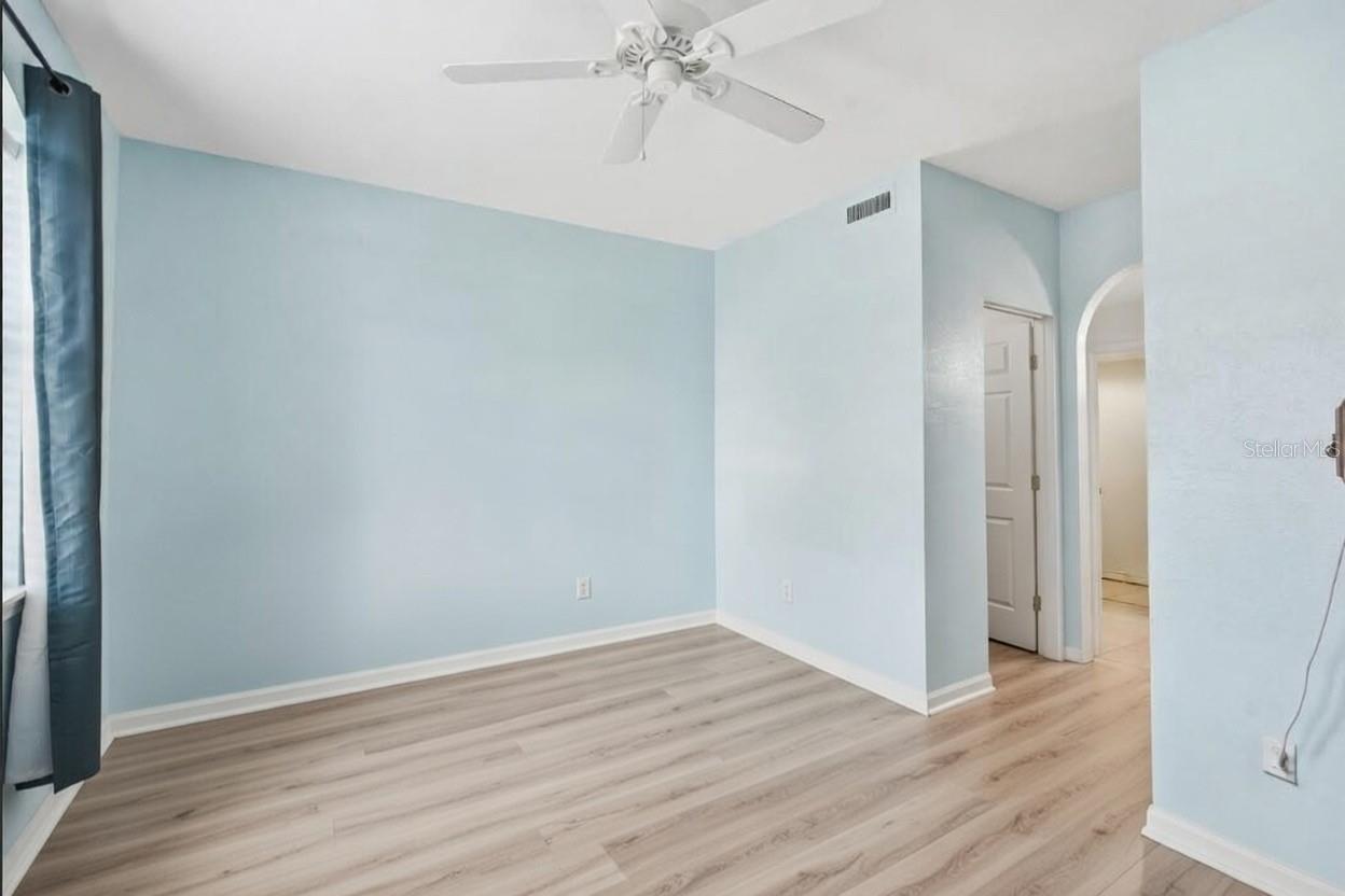 VISTA COVE - Residential