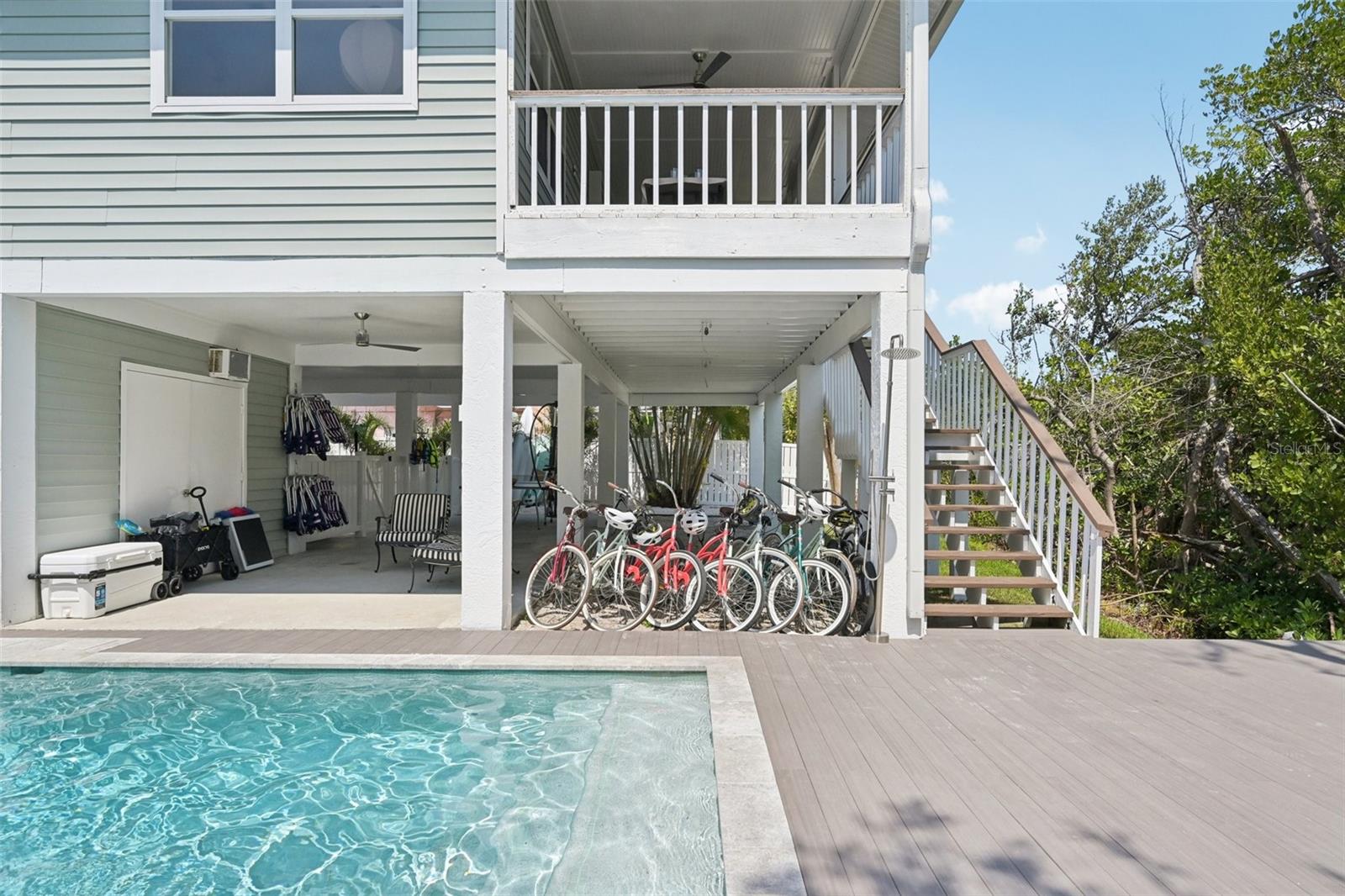 LUANA ISLES - Residential