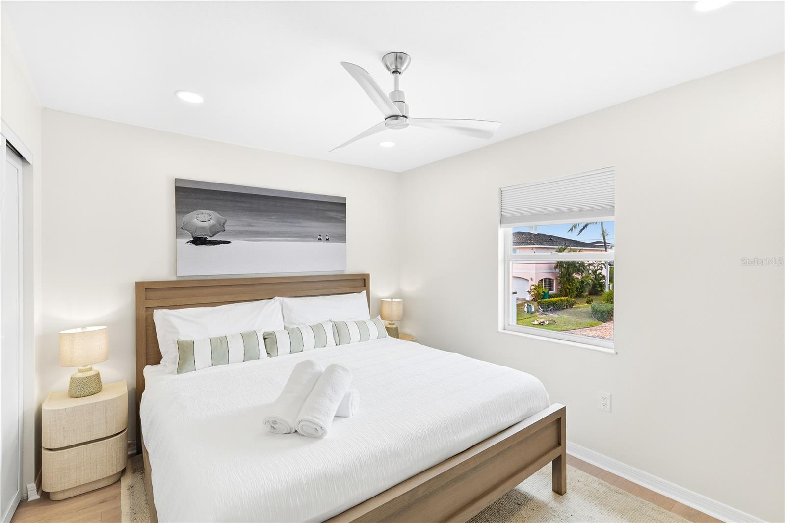 LUANA ISLES - Residential