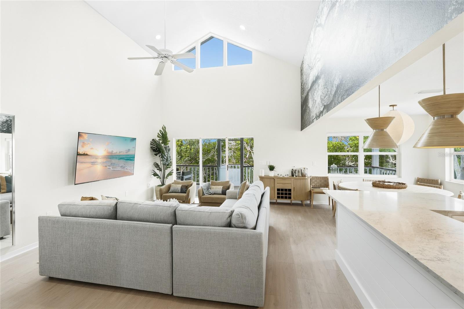 LUANA ISLES - Residential