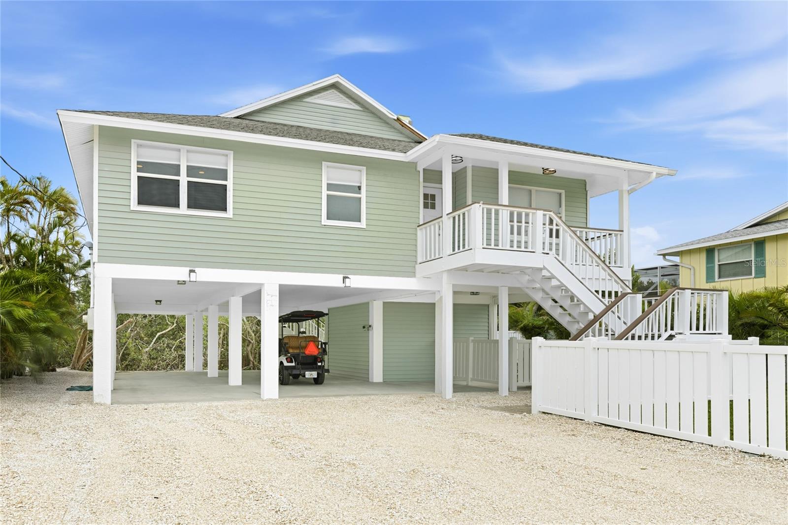 LUANA ISLES - Residential