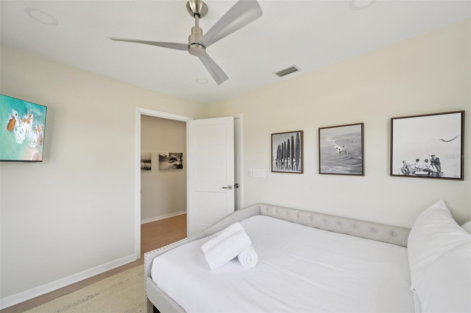 LUANA ISLES - Residential