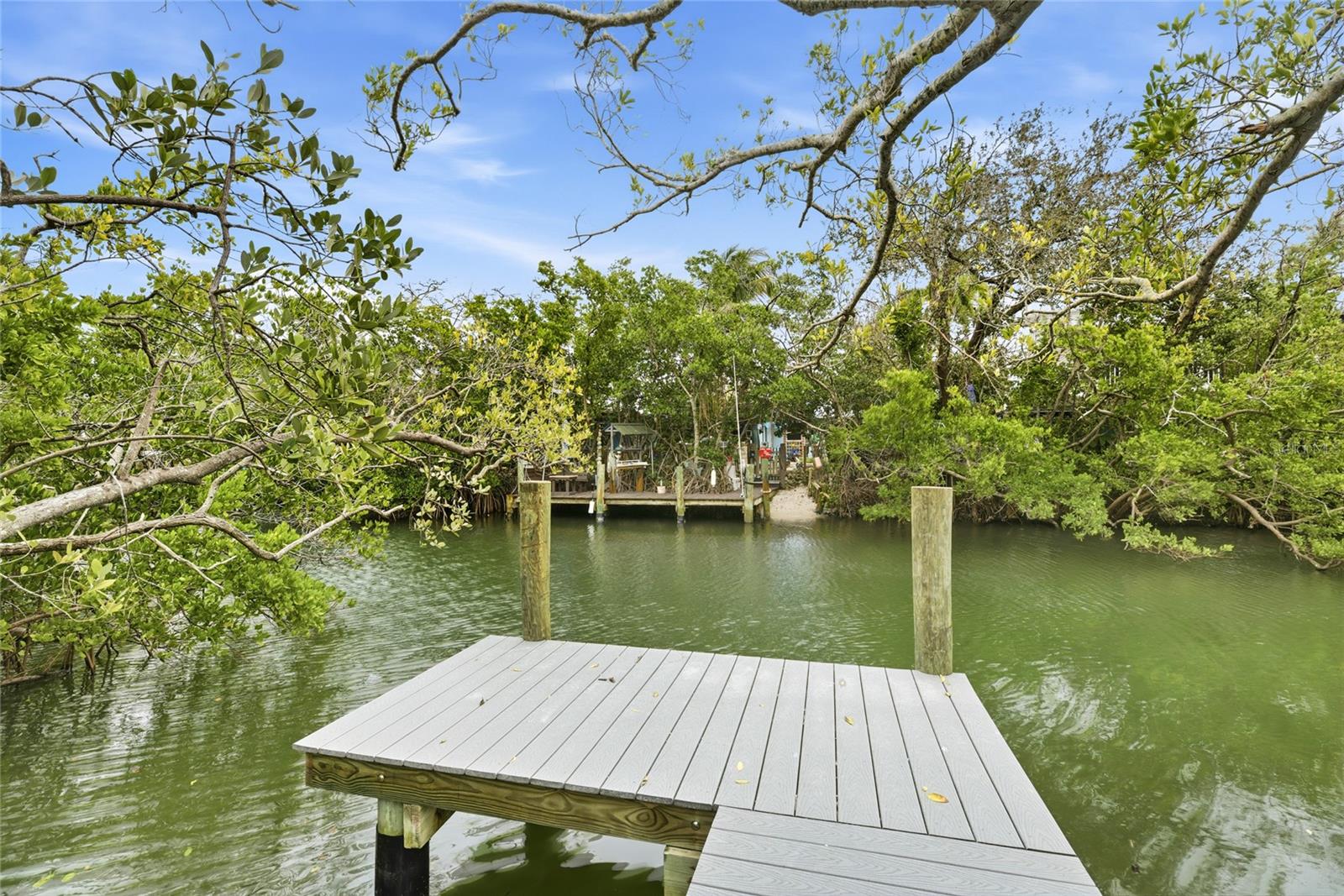 LUANA ISLES - Residential