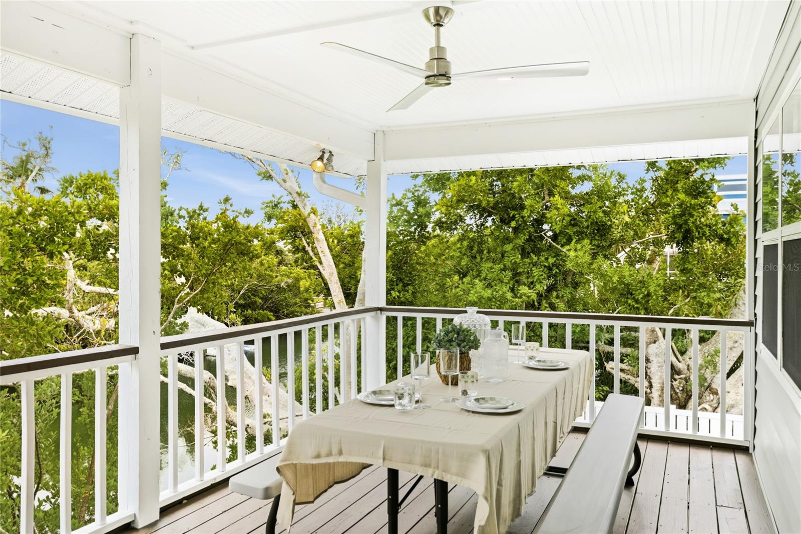 LUANA ISLES - Residential