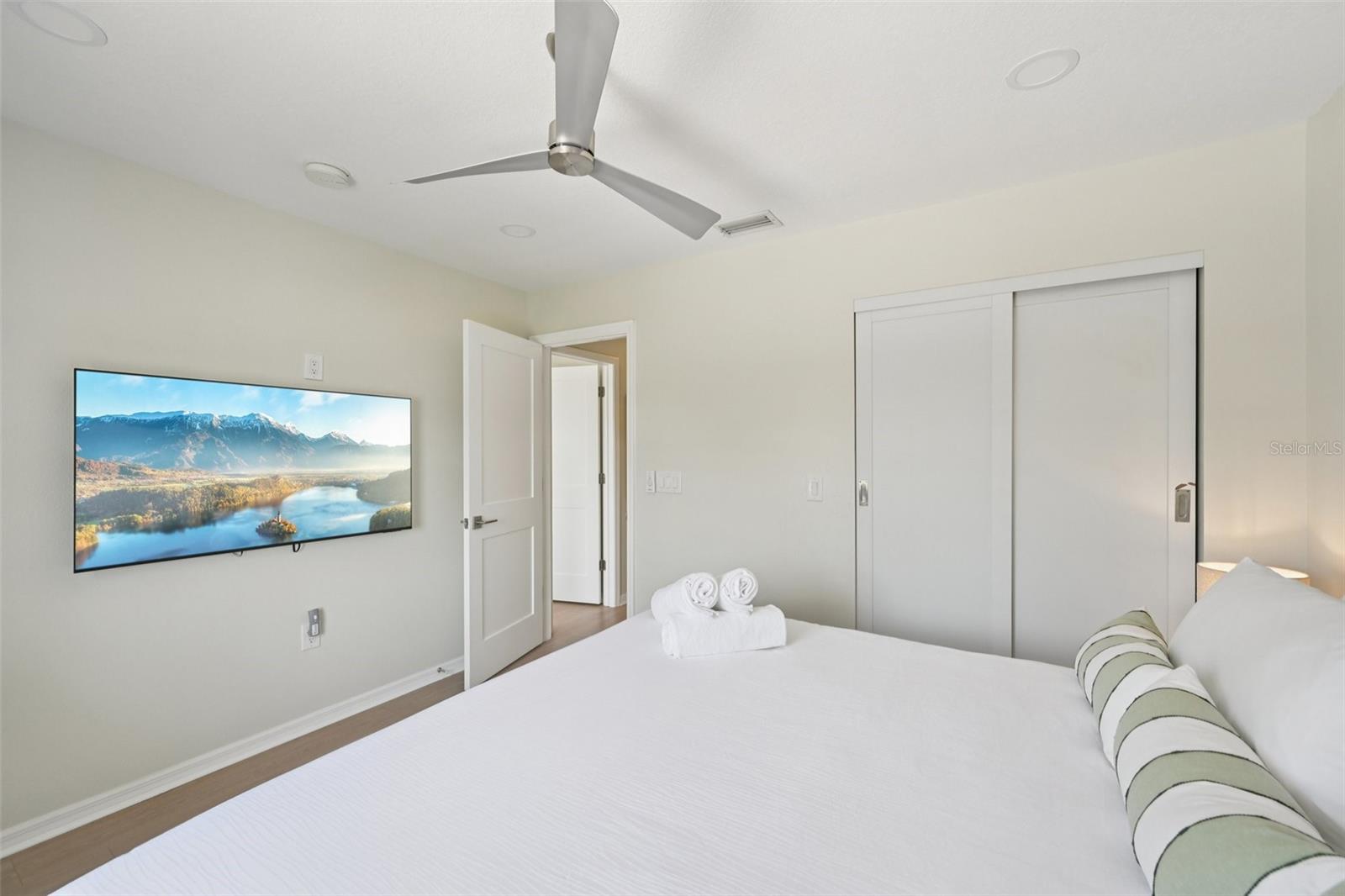 LUANA ISLES - Residential