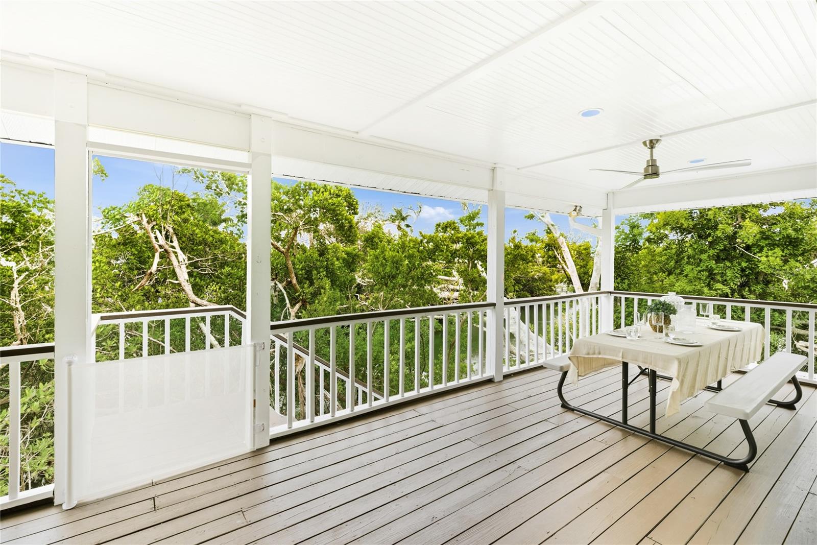 LUANA ISLES - Residential