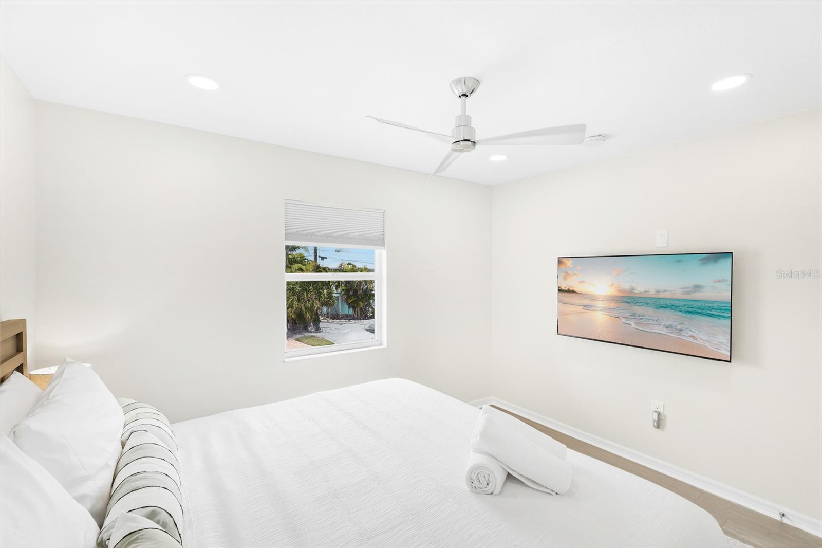 LUANA ISLES - Residential