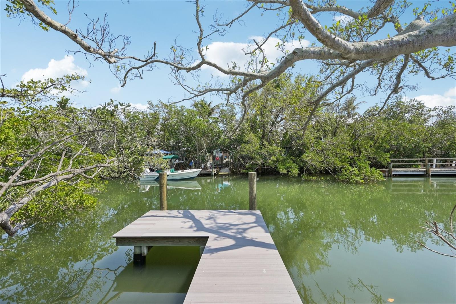 LUANA ISLES - Residential