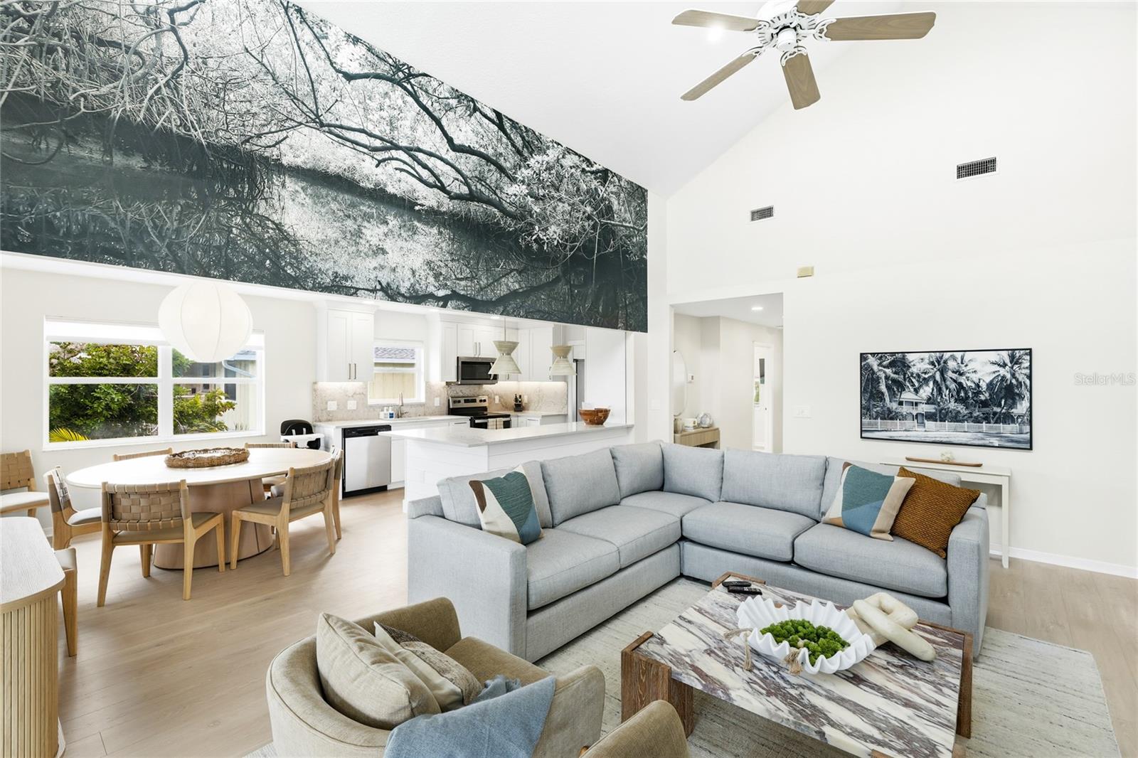 LUANA ISLES - Residential