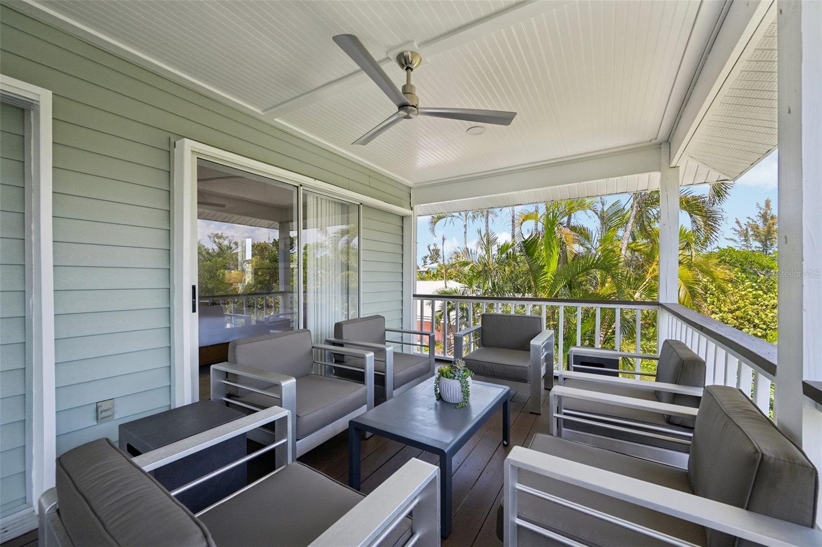 LUANA ISLES - Residential