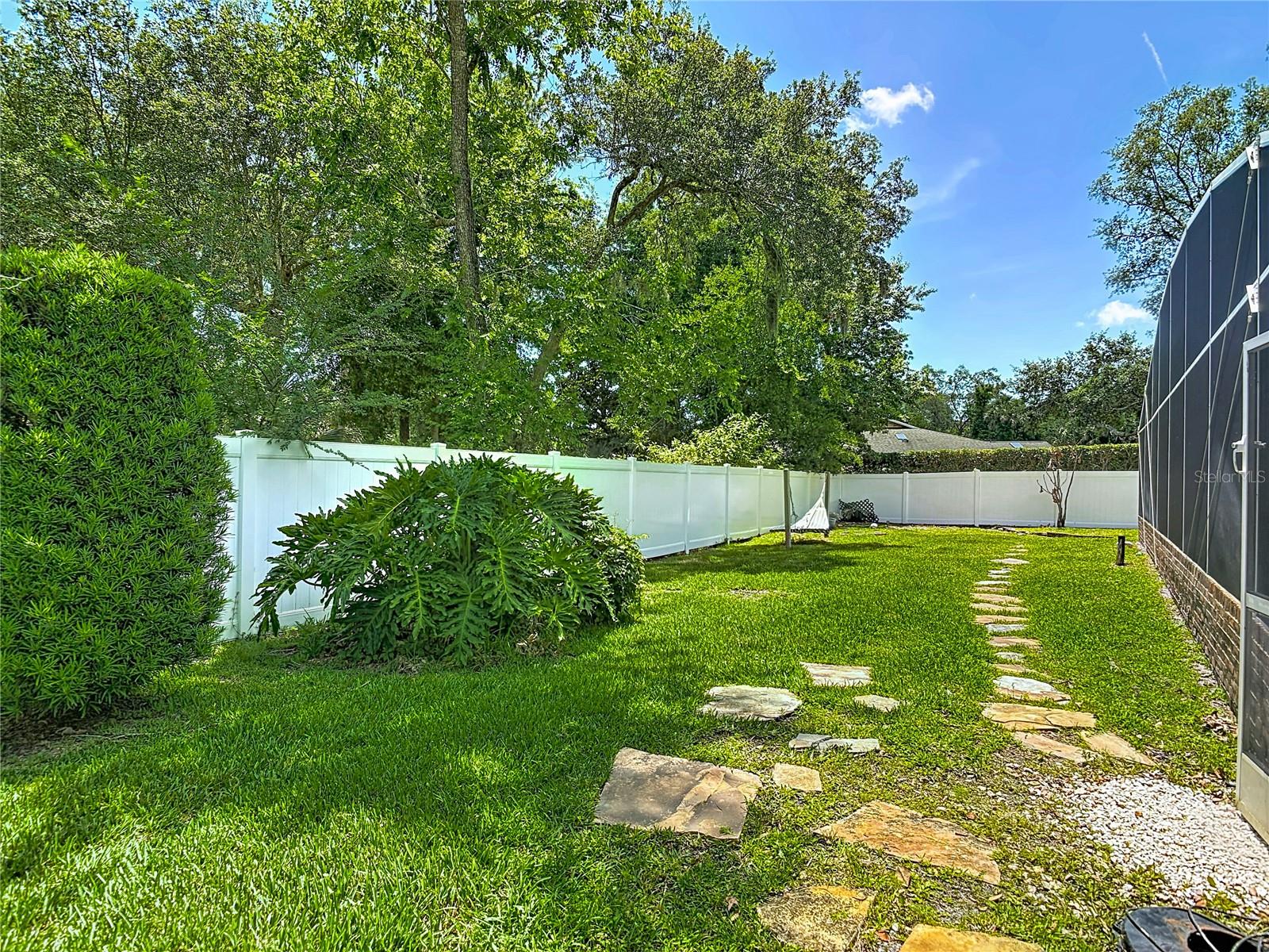 BREAKAWAY TRAILS - Residential