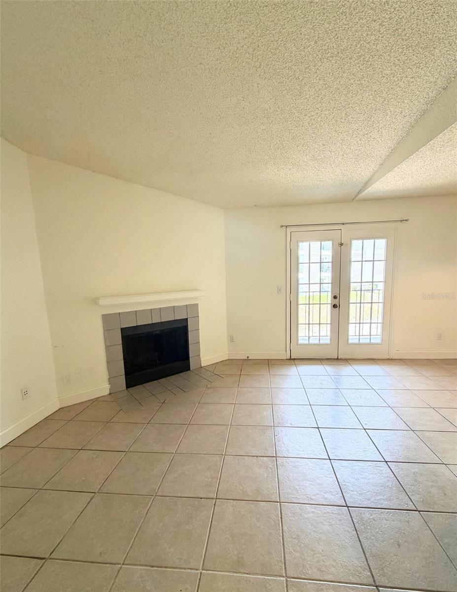 WATERFORD LNDG CONDO - Residential
