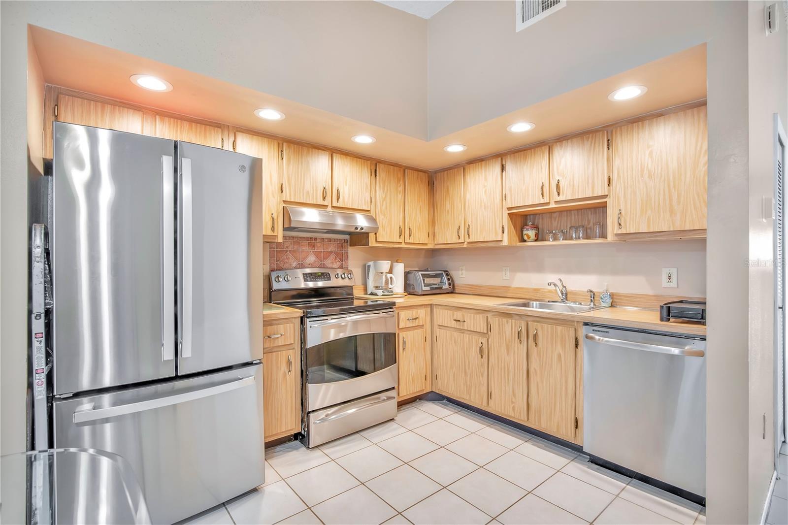 VILLAS OF CASSELBERRY PH 2 - Residential