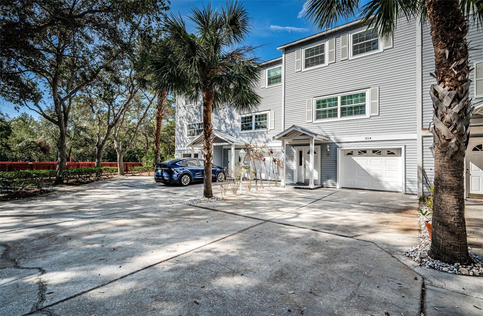 514 RYANS WOODS LANE