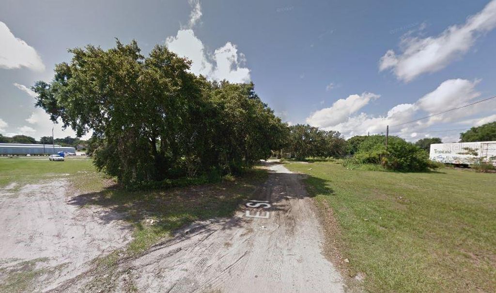 Photo of 60 E Street, Lake Wales, FL 33898 (MLS # O6247377)