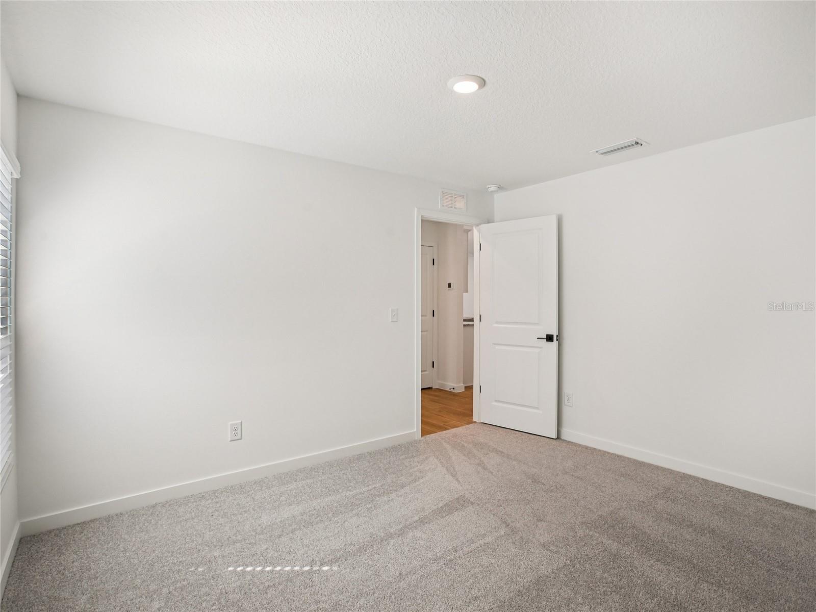 FULTON MEADOWS - Residential