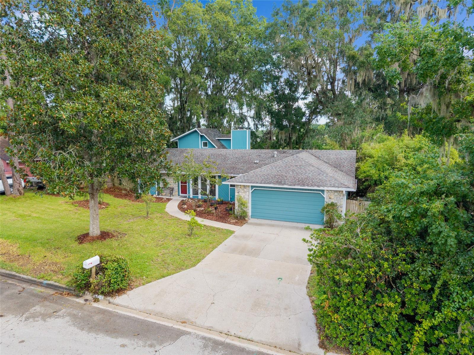 8129 SW 57TH PLACE