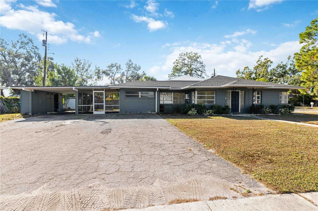 Photo of 1011 14th Street W, Palmetto, FL 34221 (MLS # A4671663)