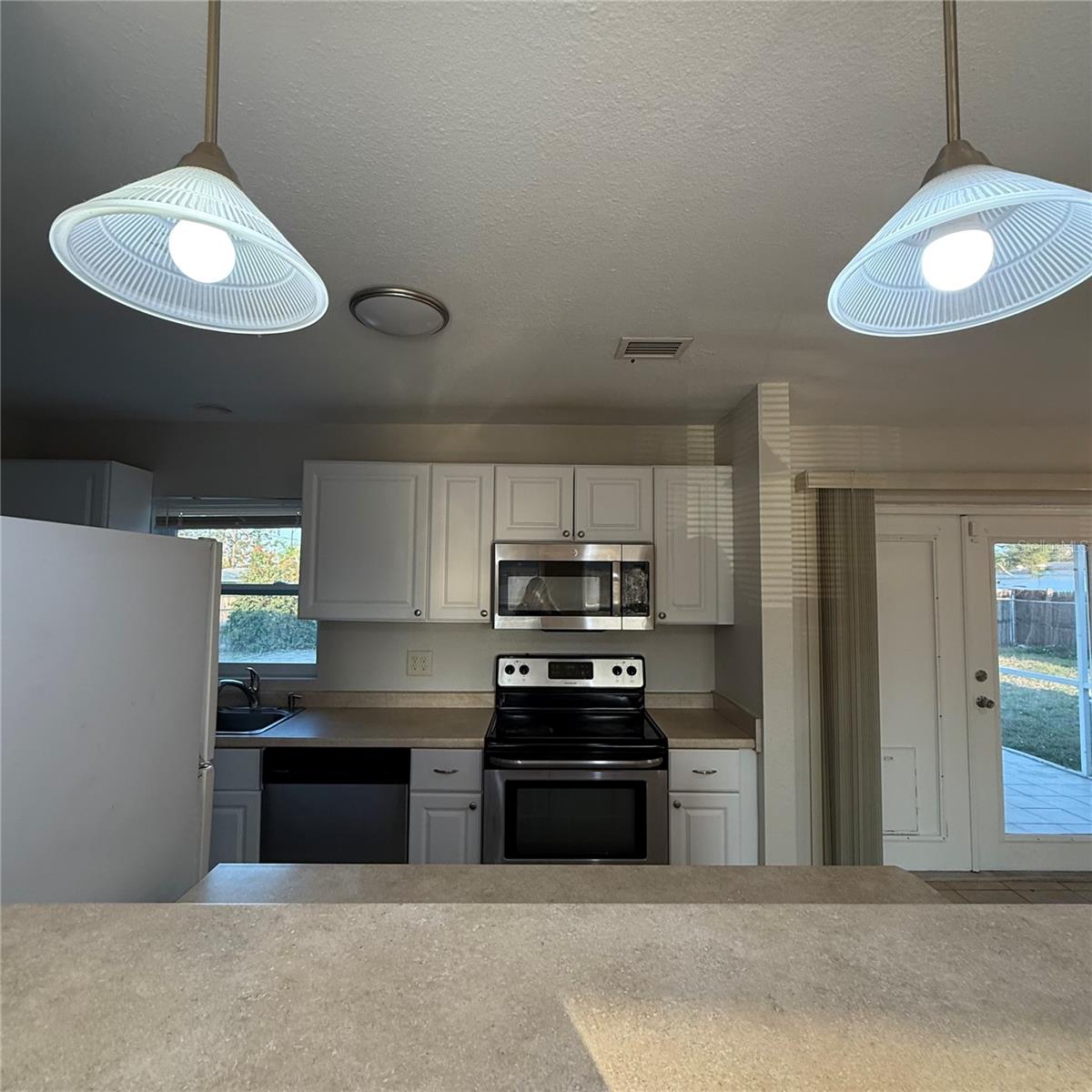WARM MINERAL SPGS - Residential Lease