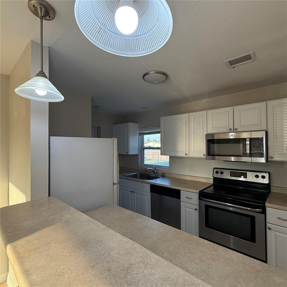 WARM MINERAL SPGS - Residential Lease