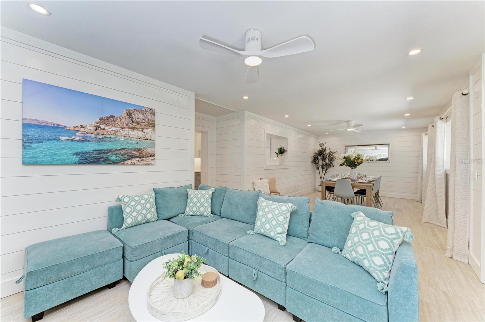 ISLAND CEDARS - Residential