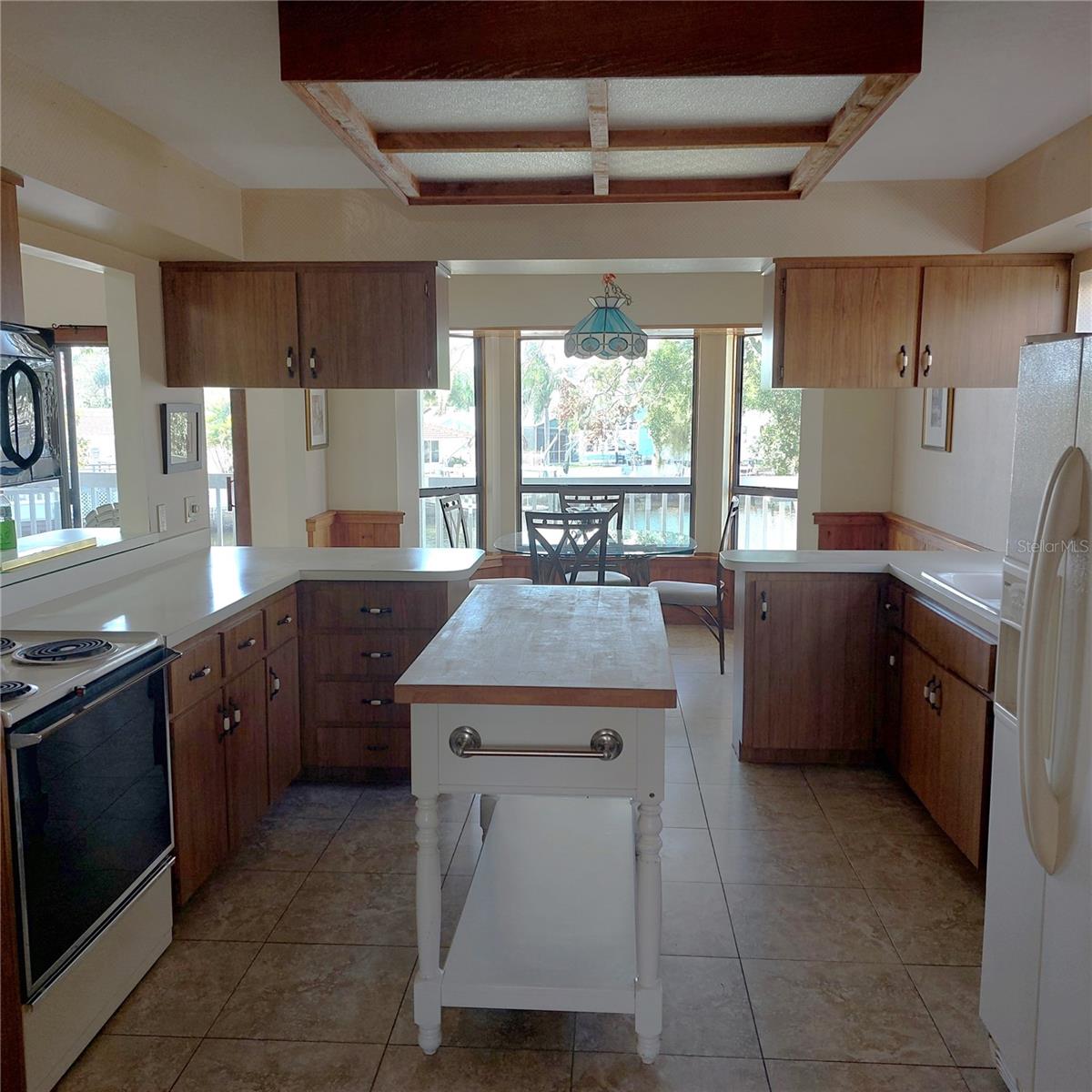 FLOR A MAR - Residential