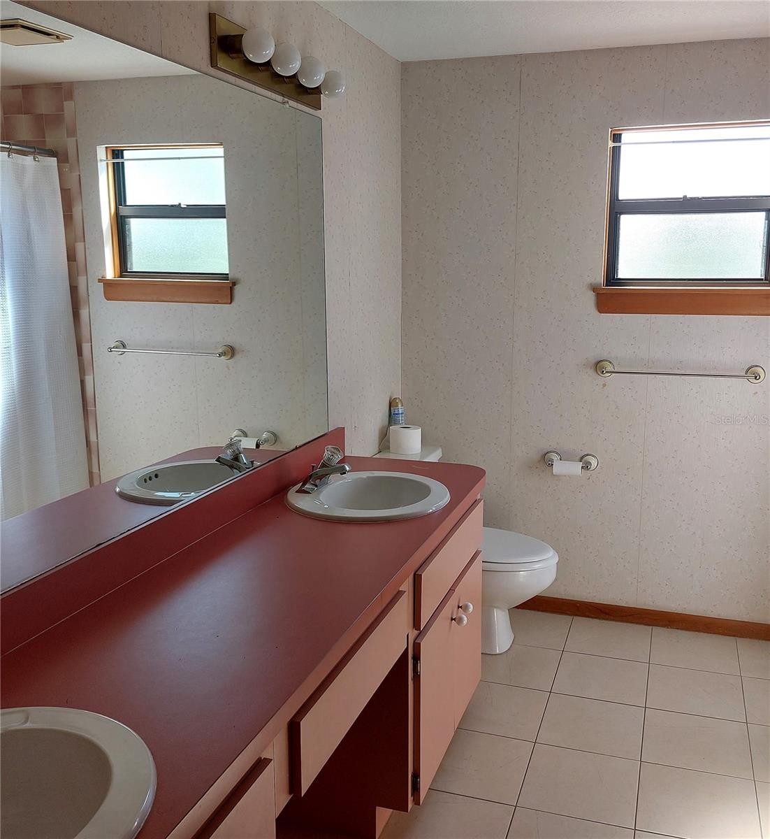 FLOR A MAR - Residential