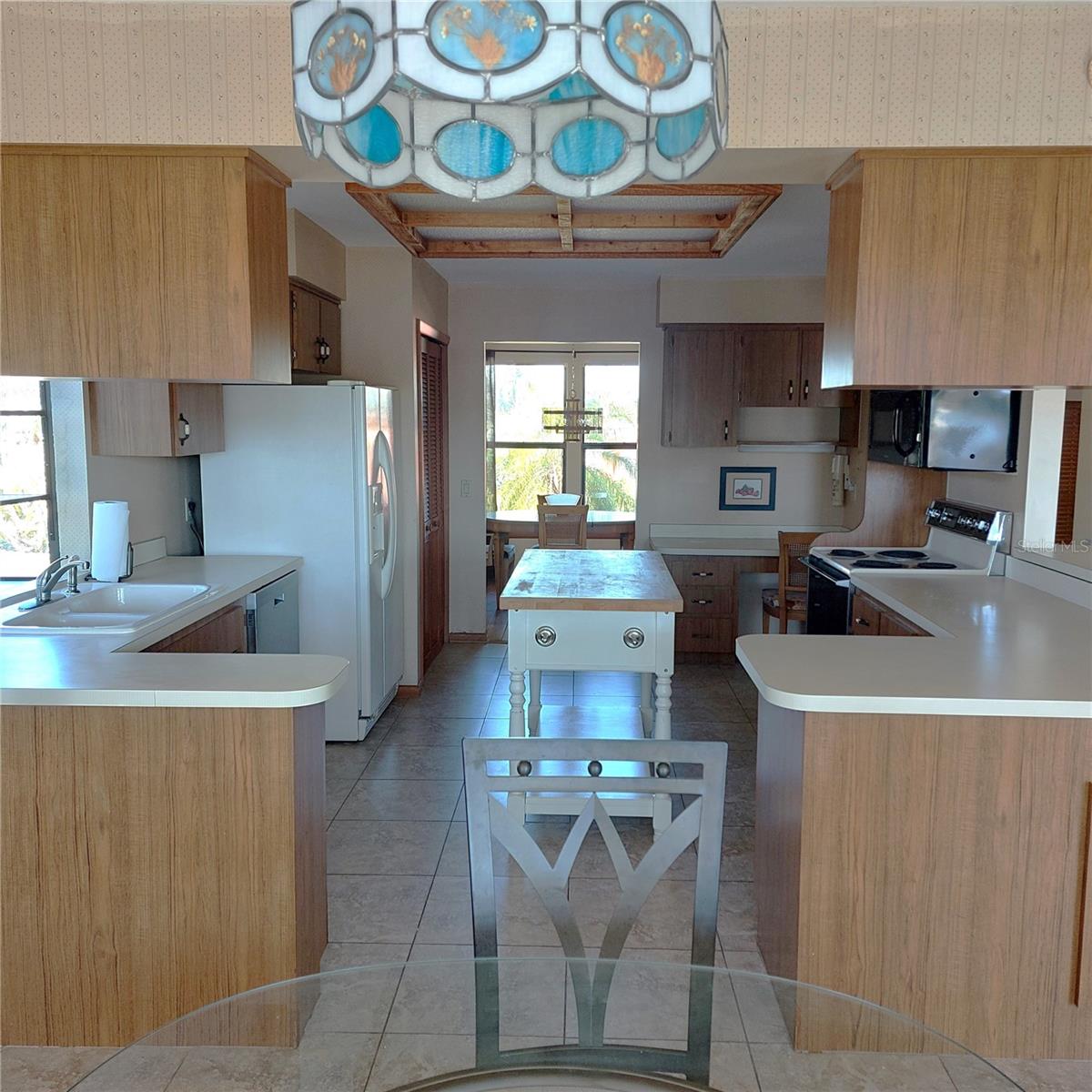 FLOR A MAR - Residential