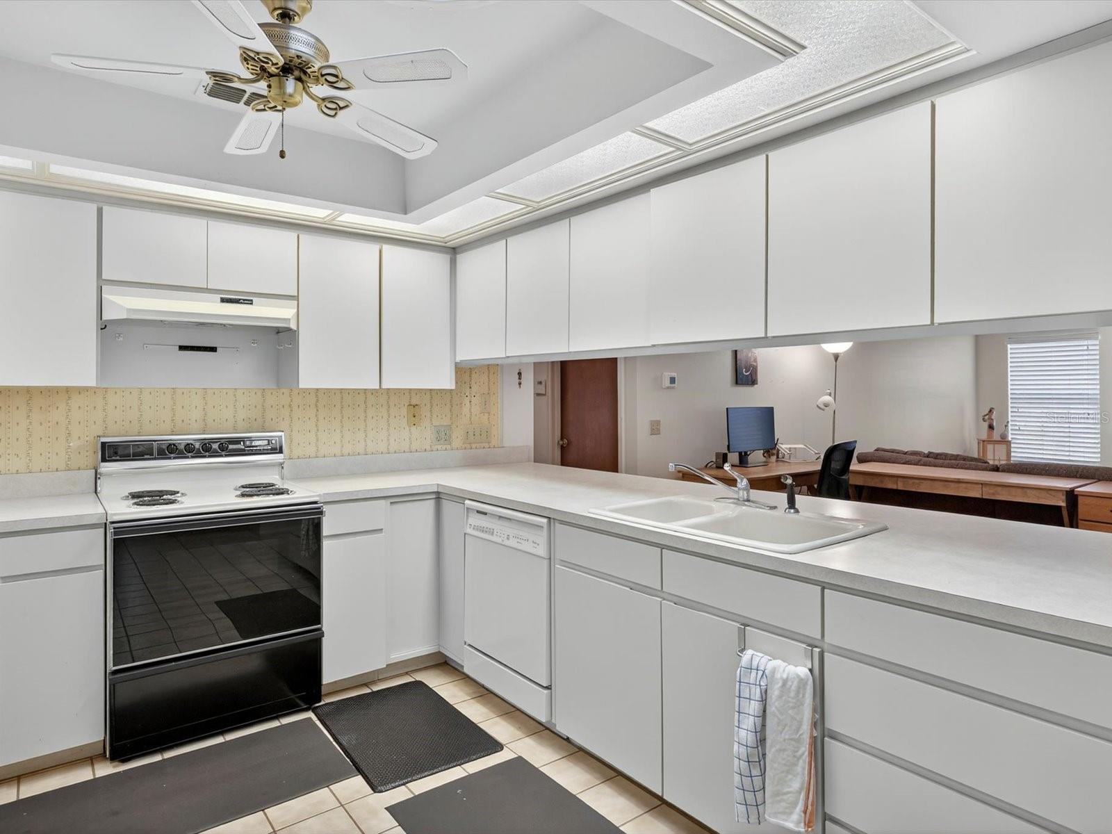 FOREST LAKE ADD - Residential