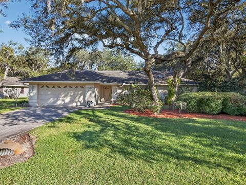 Photo of 1626 Morning Dove Loop N, Lakeland, FL 33809 (MLS # O6357659)