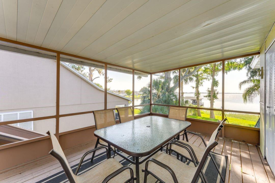 TAVARES PALM DORA PARK - Residential