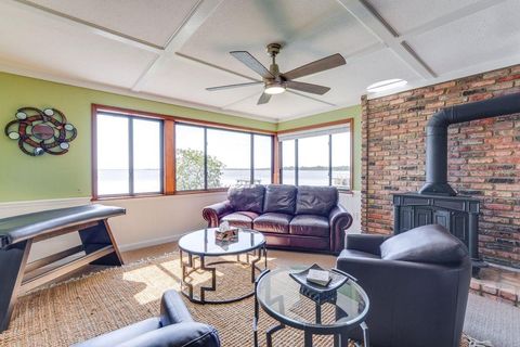 Tiny photo for 900 N Harbor Terrace Rd, Tavares, FL 32778 (MLS # O6333934)