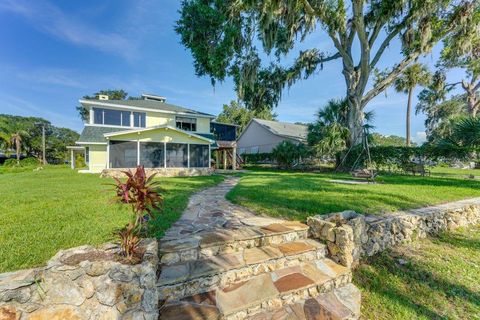 Tiny photo for 900 N Harbor Terrace Rd, Tavares, FL 32778 (MLS # O6333934)