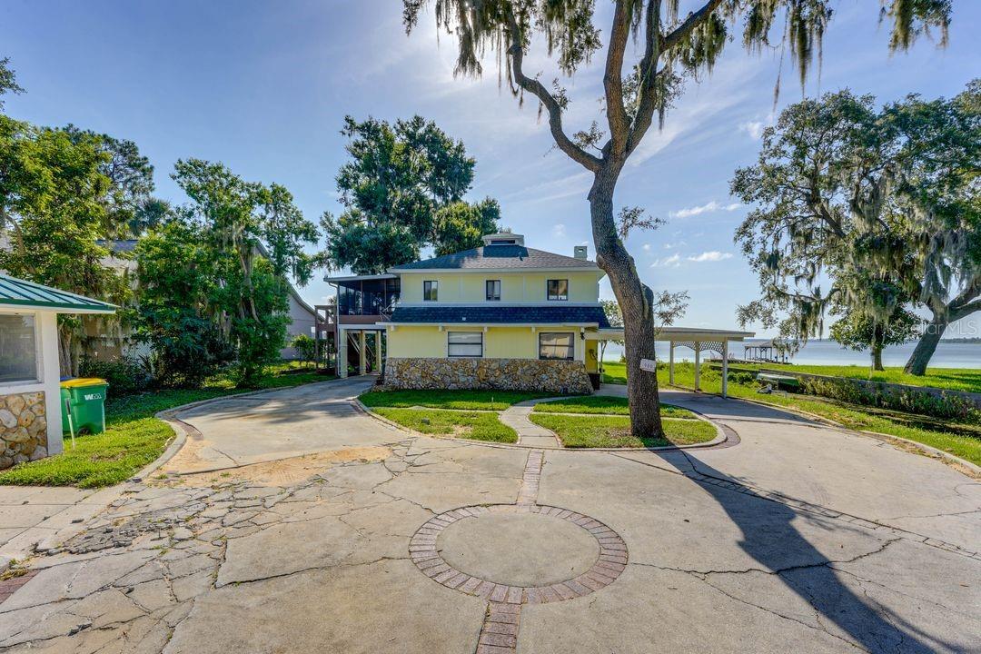 TAVARES PALM DORA PARK - Residential