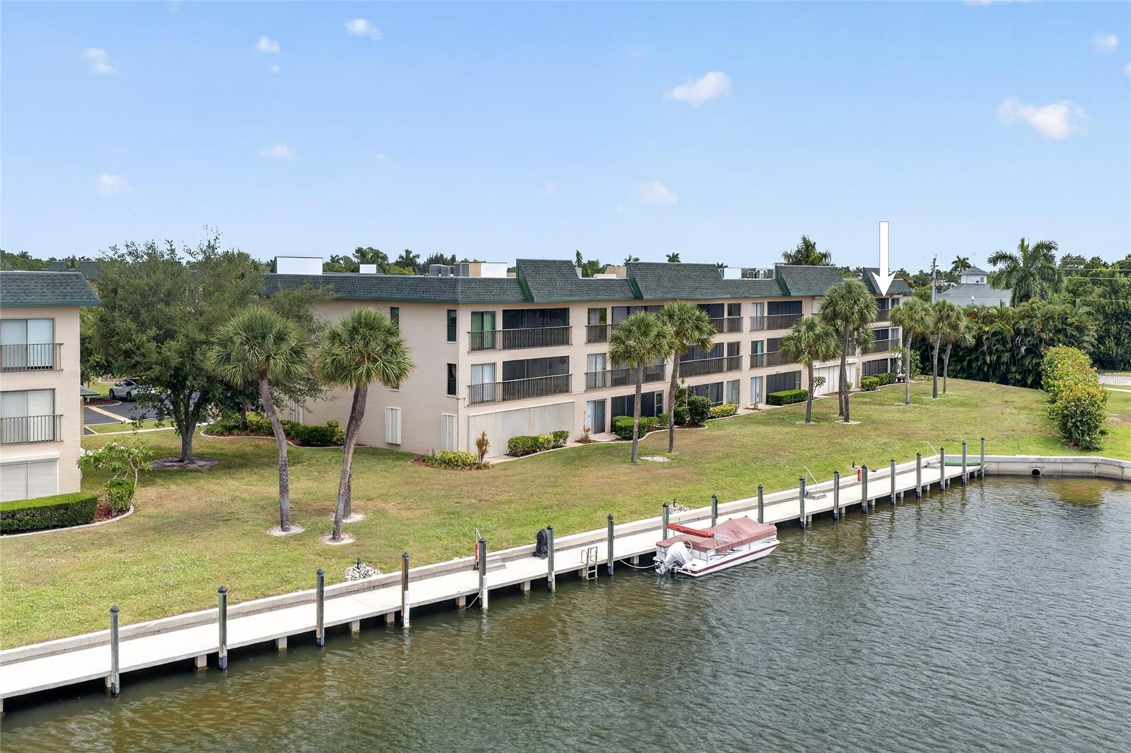 BANYAN POINT PH 03 - Residential