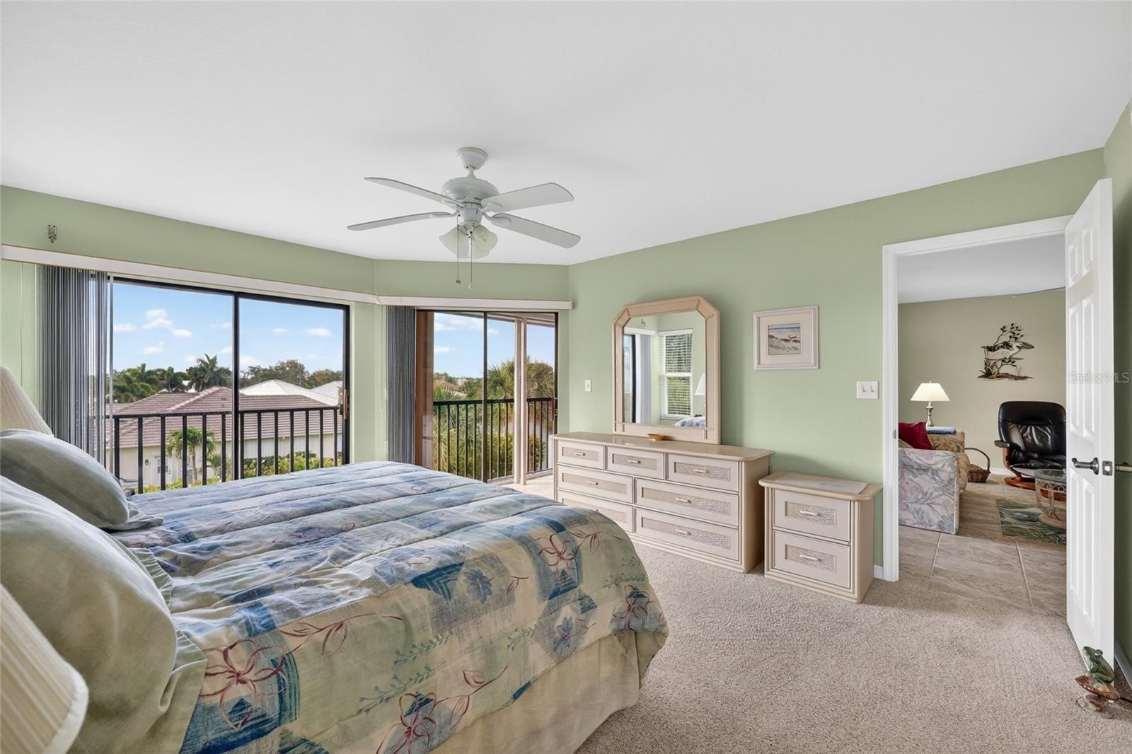 BANYAN POINT PH 03 - Residential