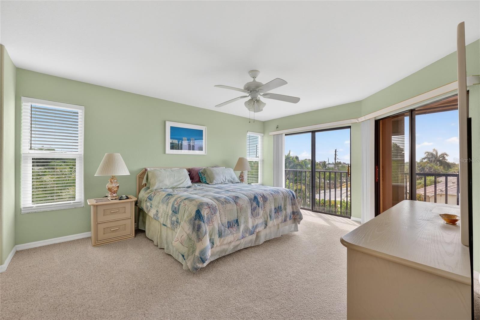 BANYAN POINT PH 03 - Residential