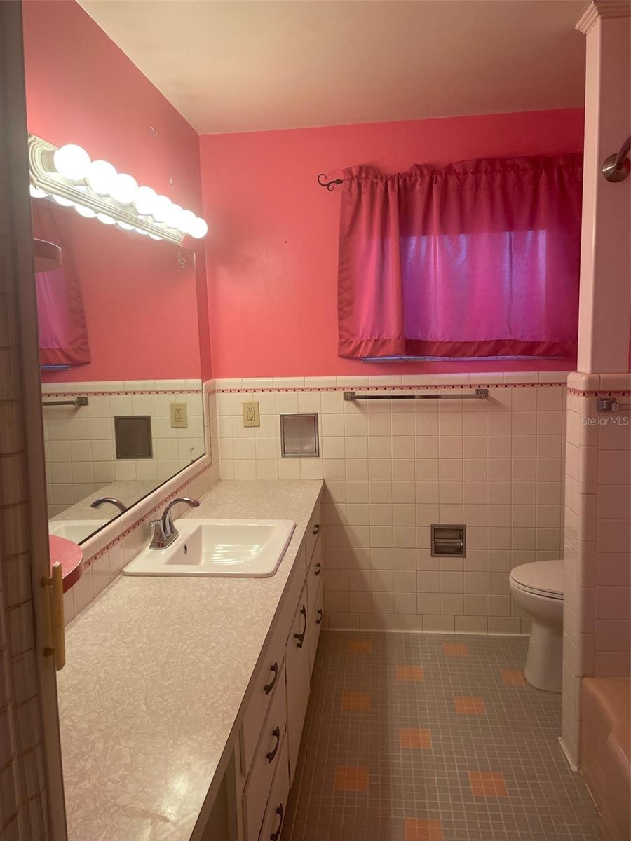 ECHO HEIGHTS - Residential