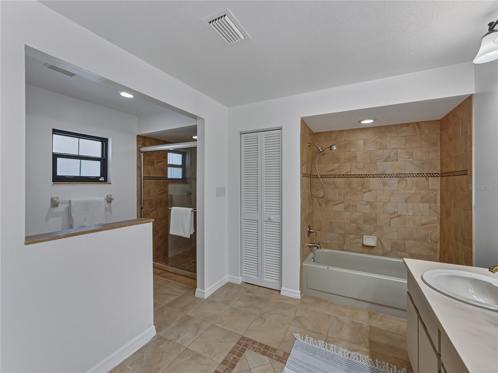 NORTHDALE SEC J - Residential