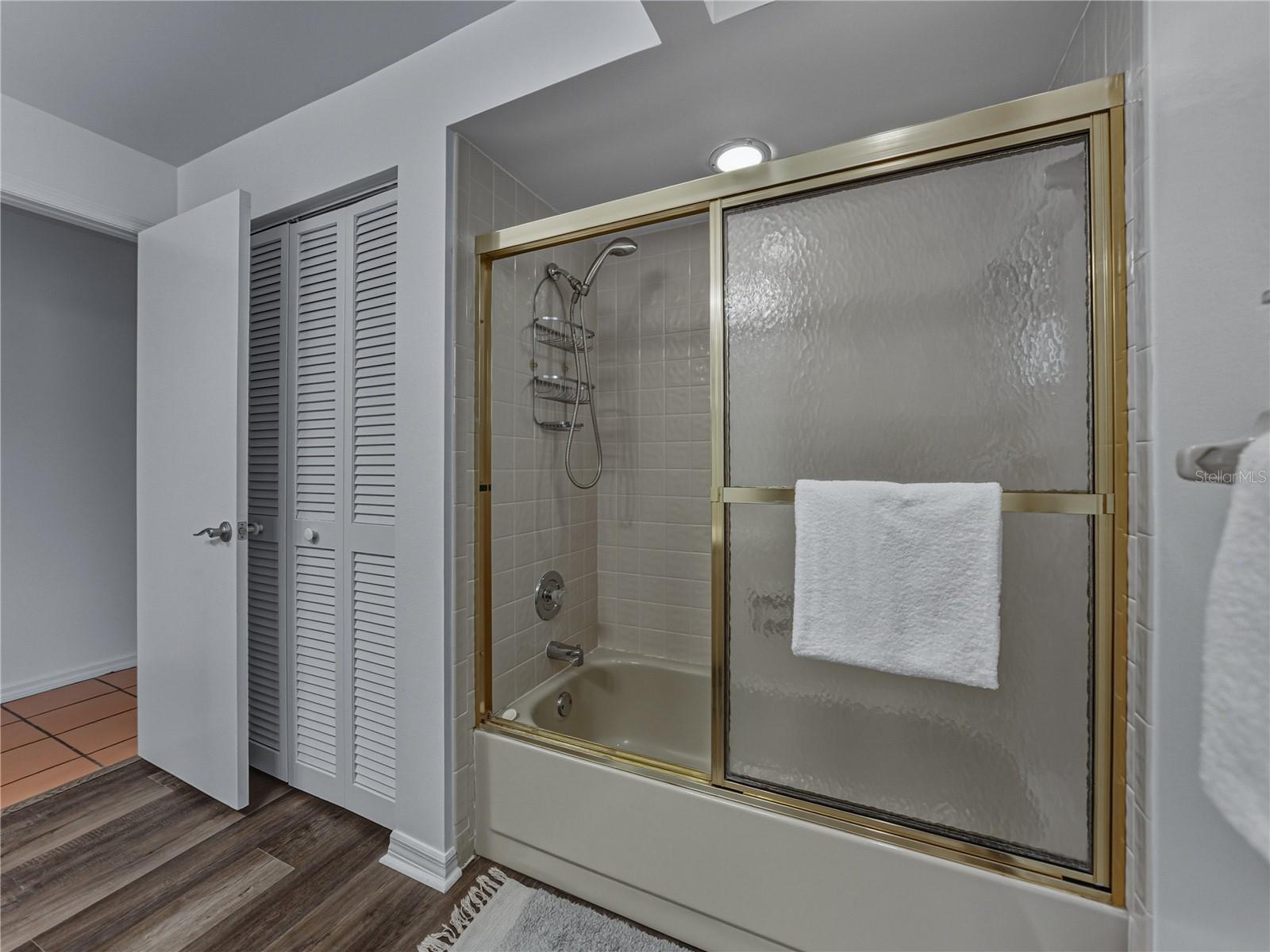 NORTHDALE SEC J - Residential