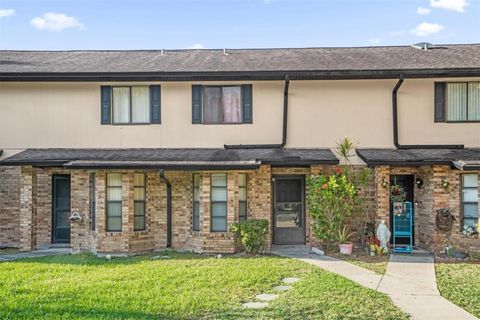 1822 FOXHALL CIRCLE 1822 KISSIMMEE FL 34741