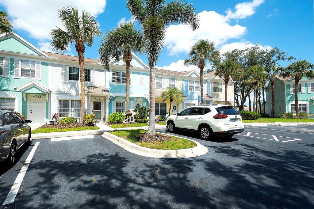 Photo of 4727 Sabal Key Drive #4727, Bradenton, FL 34203 (MLS # A4662352)