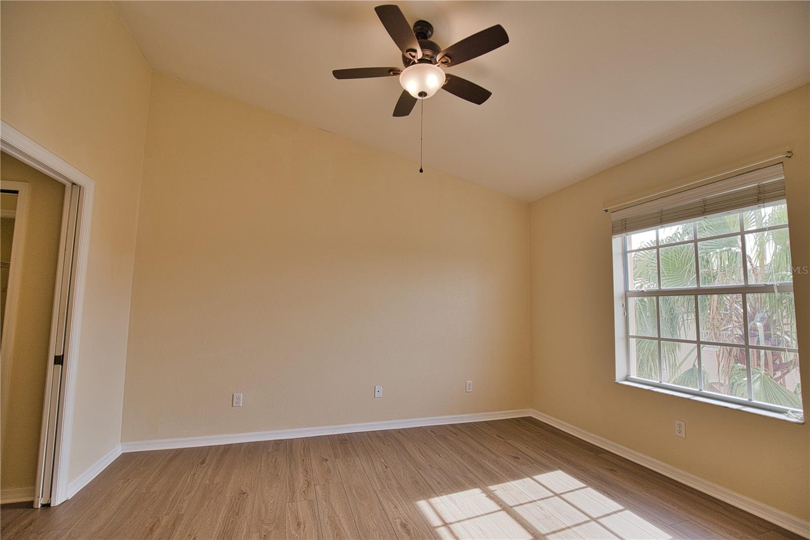 TUSCANY LAKE - Residential Lease