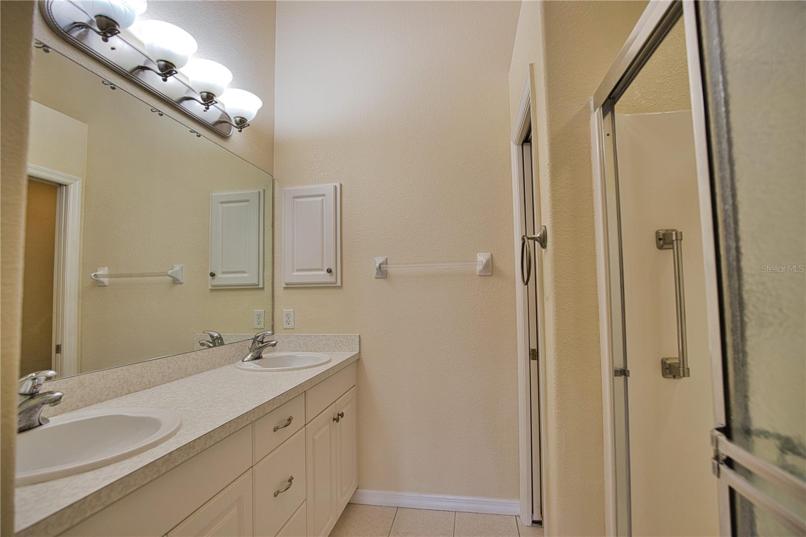 TUSCANY LAKE - Residential Lease