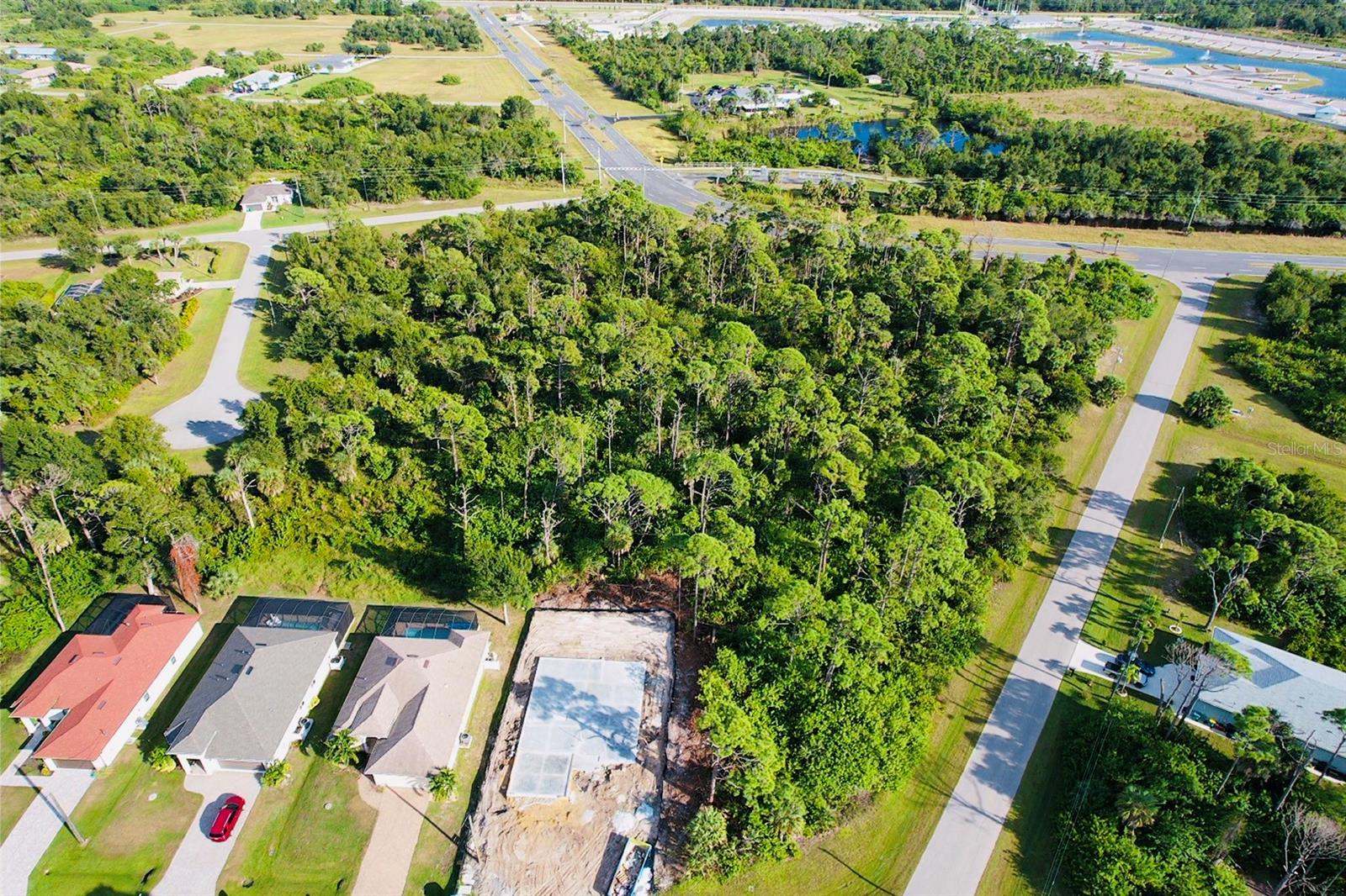 ROTONDA LAKES - Land