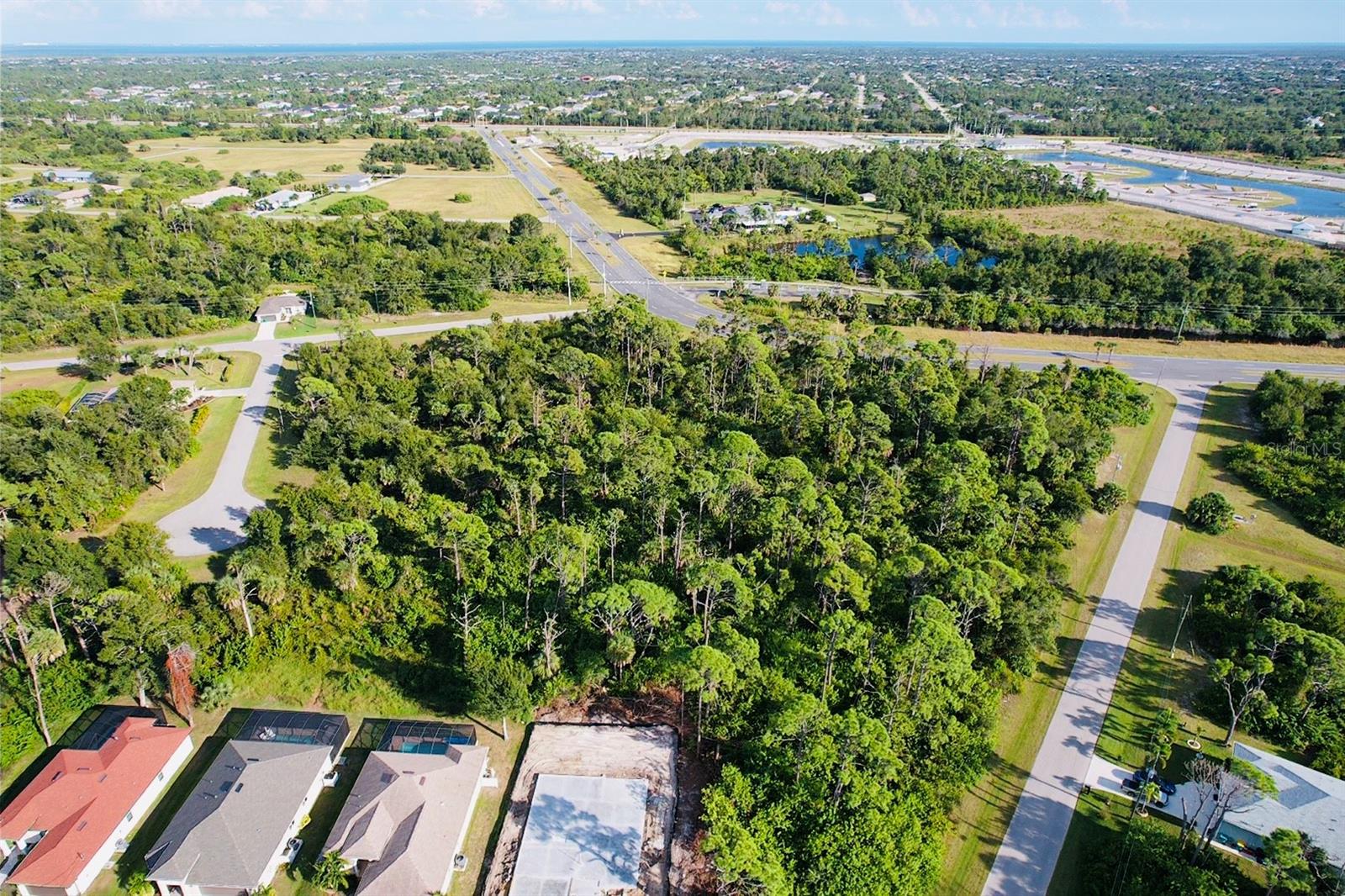 ROTONDA LAKES - Land