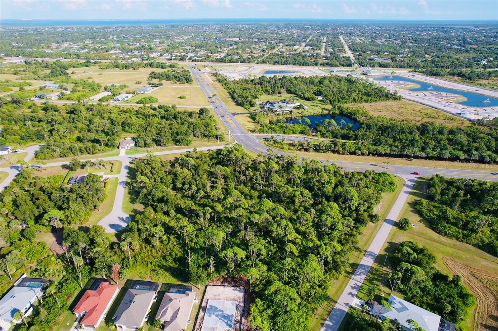 ROTONDA LAKES - Land